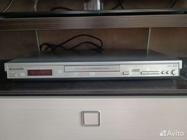 DVD плеер panasonic