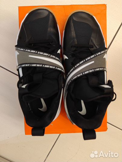 Волейбольные кроссовки nike react hyperset