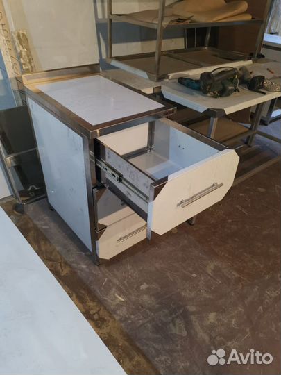 Стол тумба из нержавейки / нержавеющая сталь