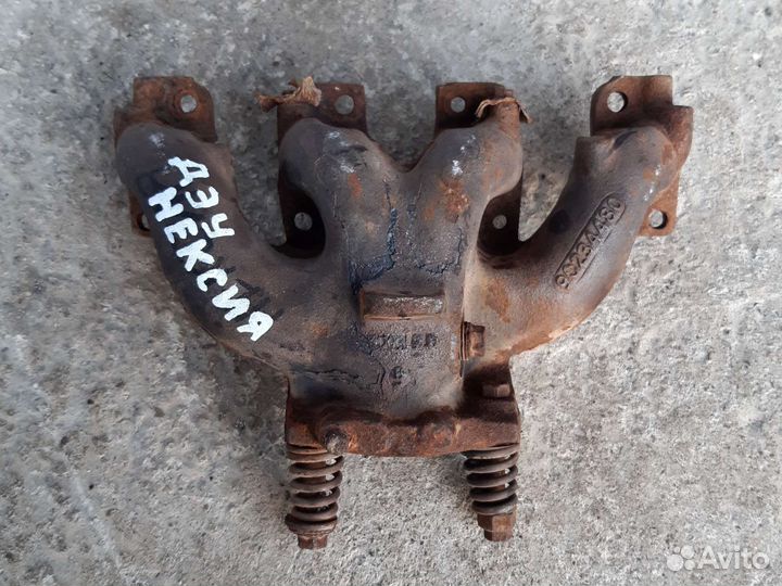 Коллектор выпускной 90234480 Daewoo Nexia