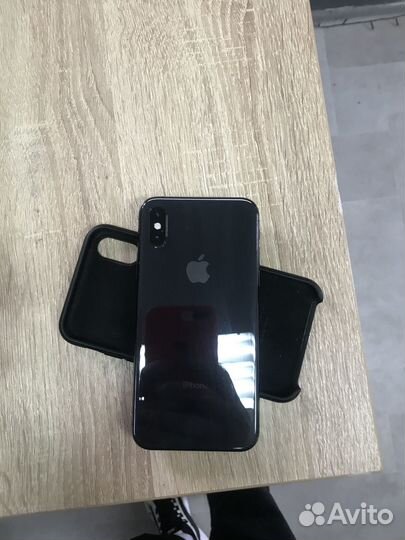 iPhone Xs, 64 ГБ