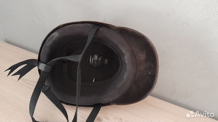 Шлем для верховой езды