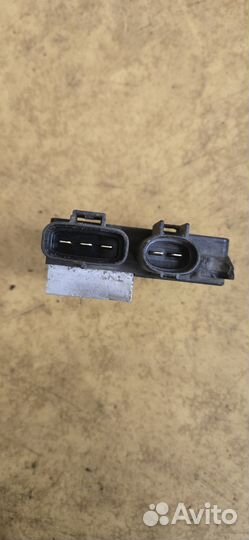 Блок управления вентилятором Toyota corolla e150