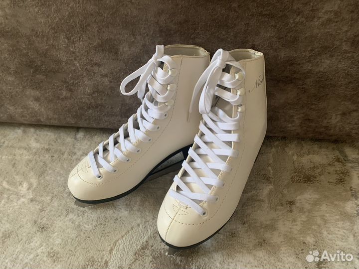 Коньки фигурные