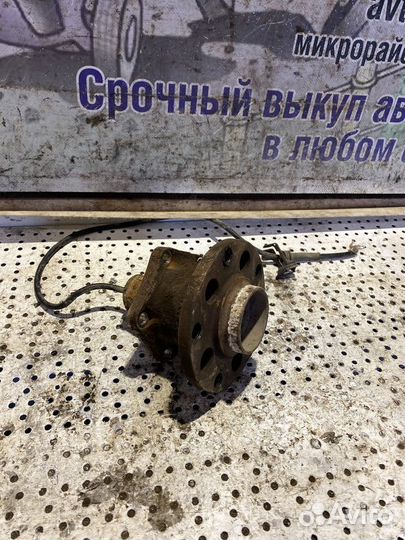 Ступица задняя Volkswagen Passat