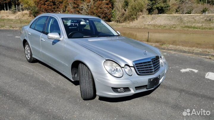 Авто на разбор Mercedes-Benz E-Class W211 272.922