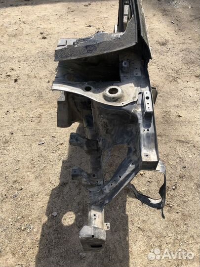 Передняя левая четверть с порогом солярис 2