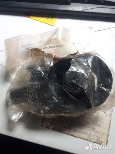 Подушка mitsubishi L200 задняя