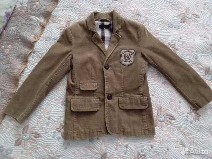 Пиджак для мальчика 128