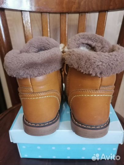 Ботинки детские 22 размер