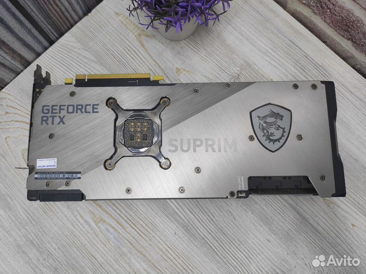 Видеокарта MSI GeForce RTX 3090 suprim X 24G