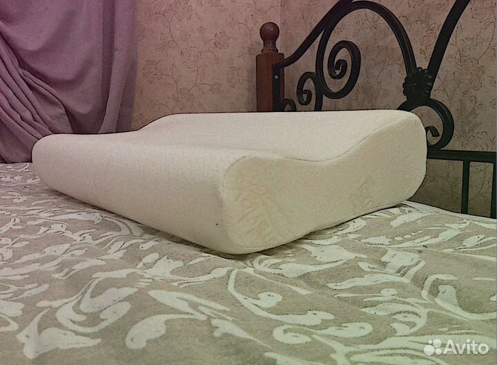 Ортопедическая подушка с эффектом памяти