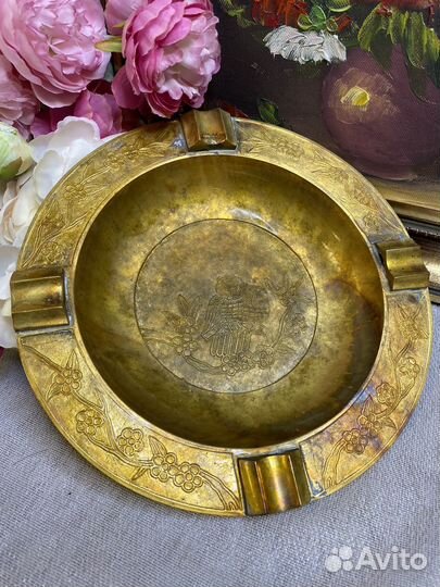 Старинная пепельница латунь Европа Италия