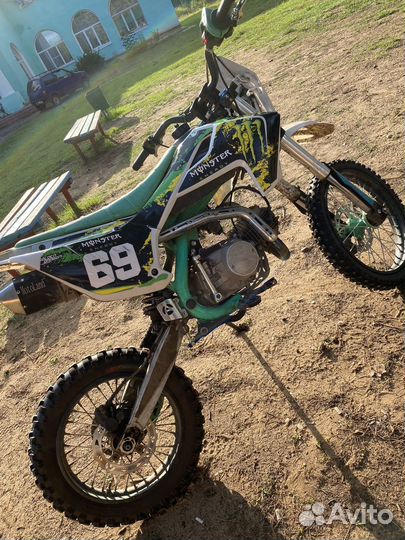 Продам питбайк motoland tcx 125