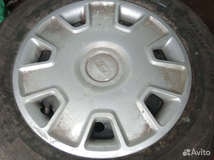 Колпачек колеса форд ниссан