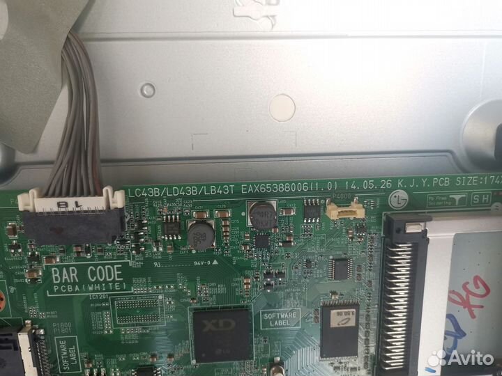 Телевизор LG 32LB565V (Разбор)(По запчастям)