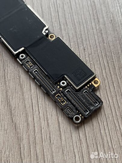 Плата iPhone 8 plus 64gb + кнопка icloud