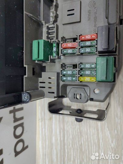 Блок предохранителей передний Bmw X5 E70 N52B30AF