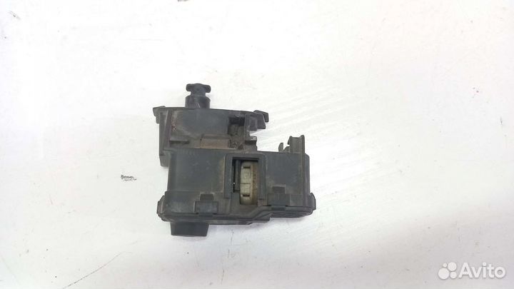 Активатор замка бензобака Volkswagen Polo 5