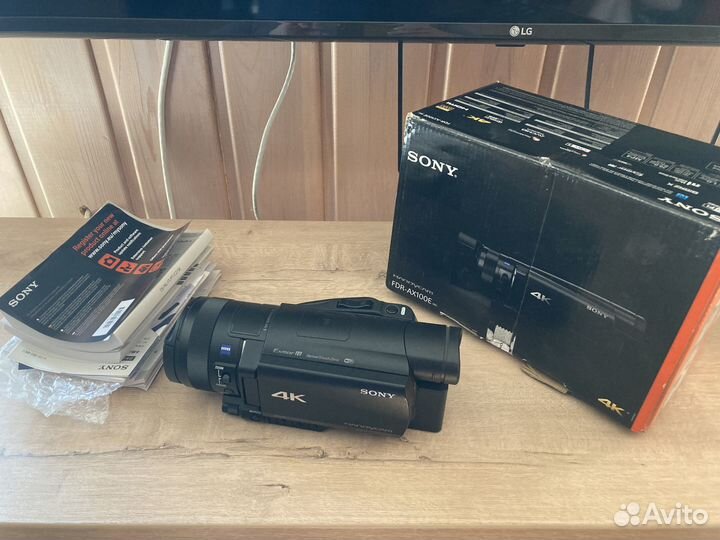 Видеокамера профессиональная sony FDR-AX100E 4K