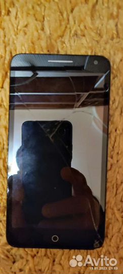 Телефон Alcatel