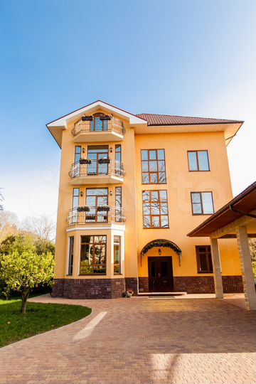 Комната 20 м², 2/3 эт.