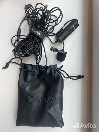 Петличный микрофон boya