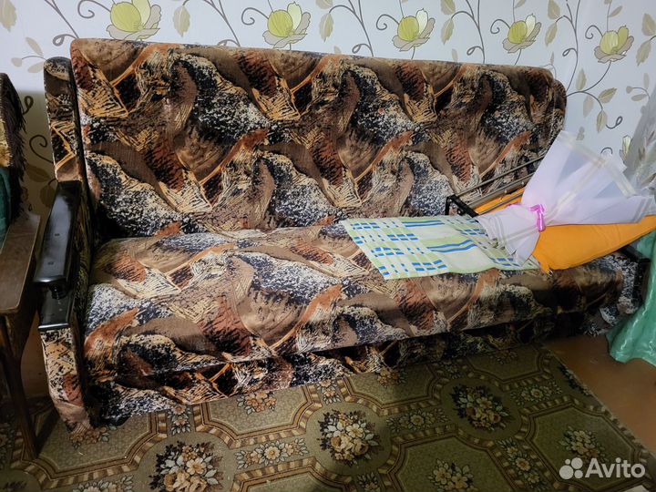 Диван и кресло
