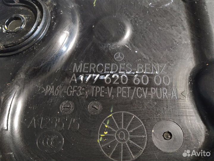 Перегородка моторного отсека правая Mercedes