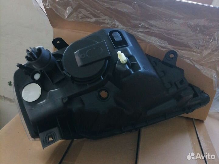 Фары Renault Logan 1 2009-2014