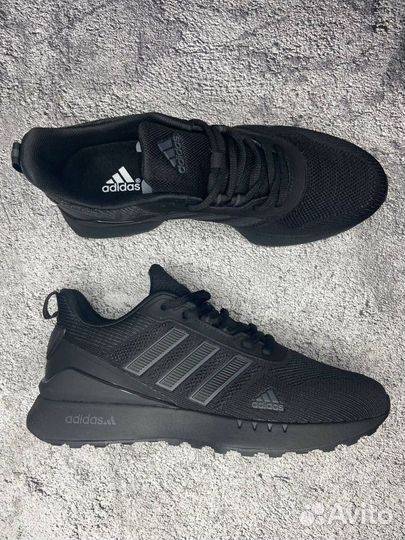 Кроссовки Adidas чёрные