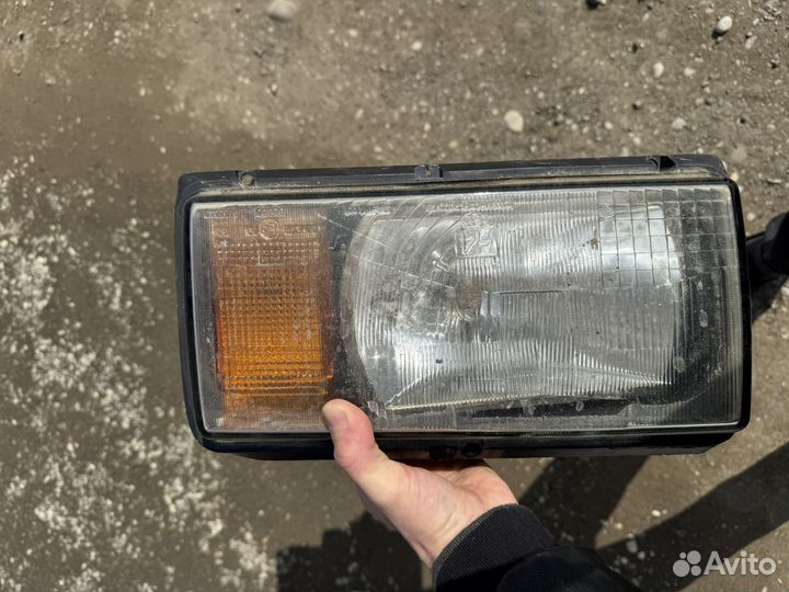 Фара передняя левая на ваз 2107