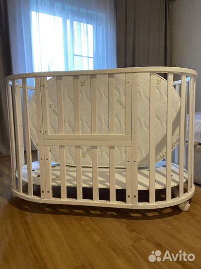 Детская кроватка трансформер с маятником