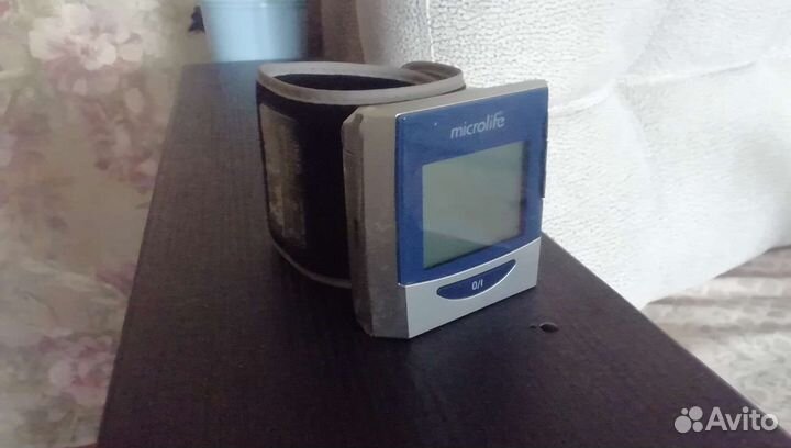 Тонометр запястный Microlif