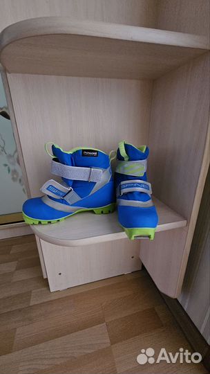 Горнолыжные ботинки детские 23.5