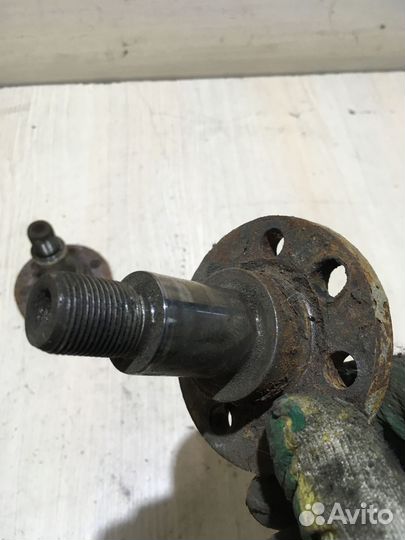 Цапфа задняя Skoda Fabia 2