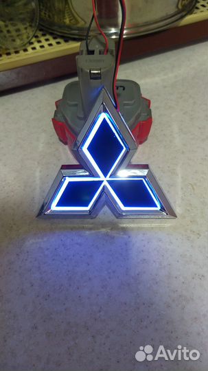 Шильдик mitsubishi