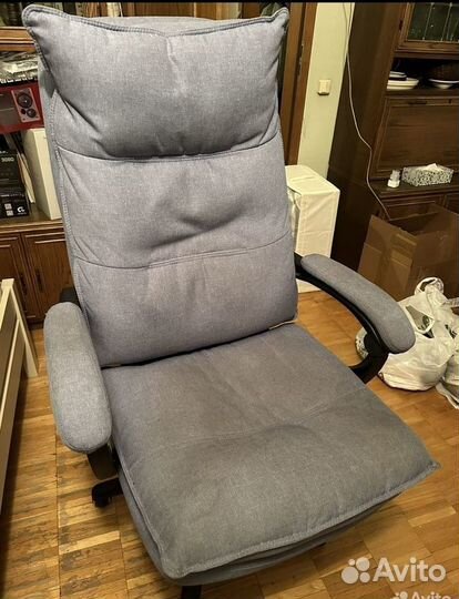 Компьютерное кресло