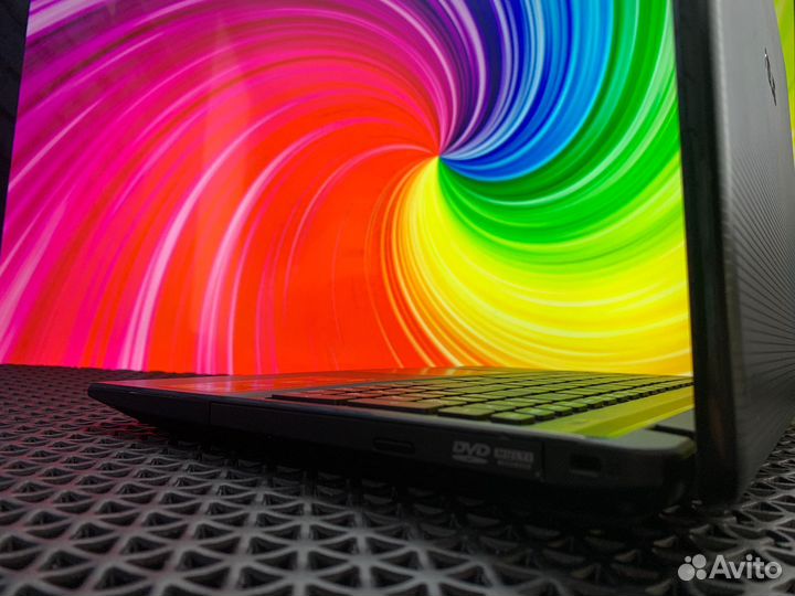 Шустрый ноутбук asus (1208 Н)