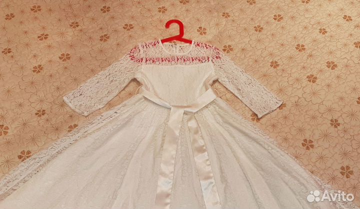 Нарядное платье для девочки