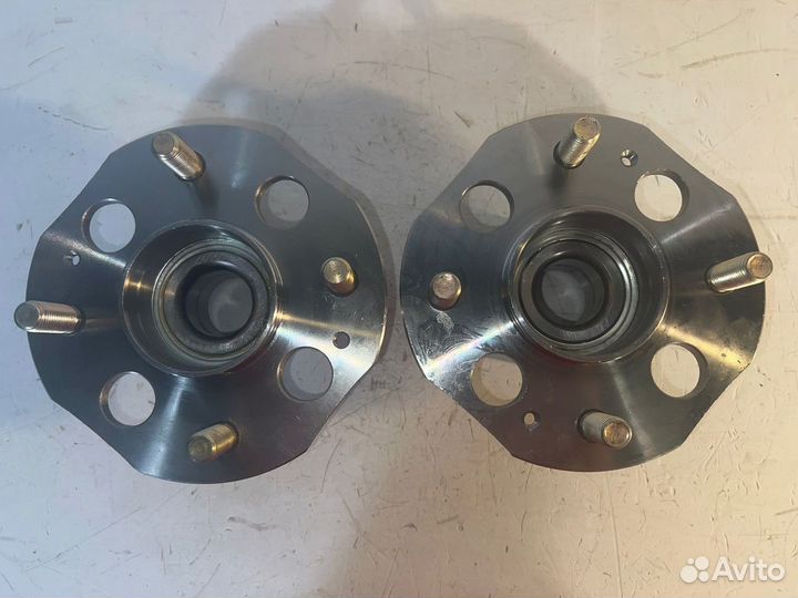 Ступицы задние комплект Honda Accord IV/V (89-98)