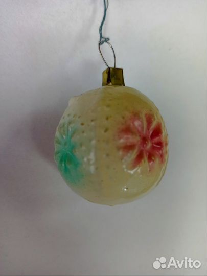 Ёлочные игрушки Кремлёвская и Ко