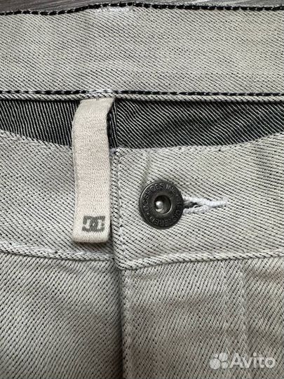 Джинсы DC shoes