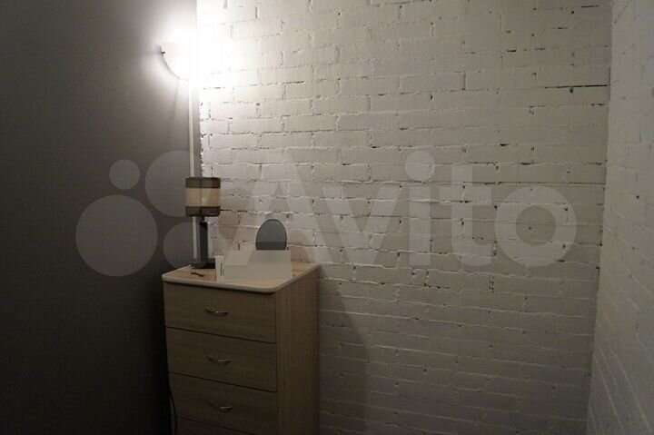 Комната 8 м² в 3-к., 1/5 эт.