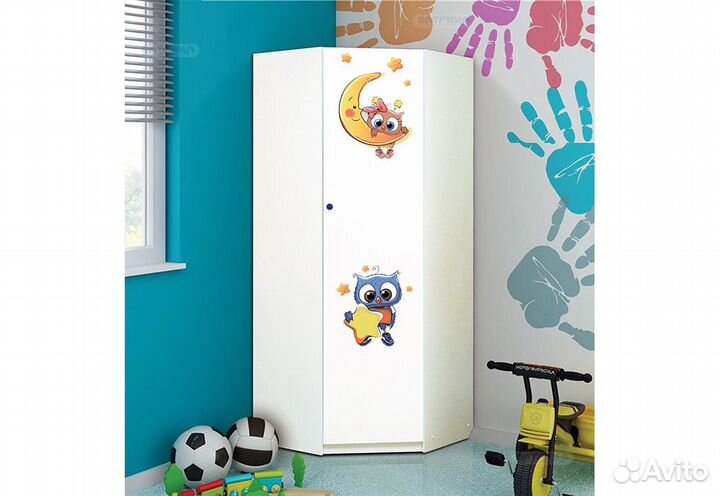 Шкаф угловой в детскую