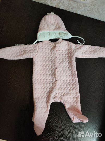 Комплект на выписку для девочки