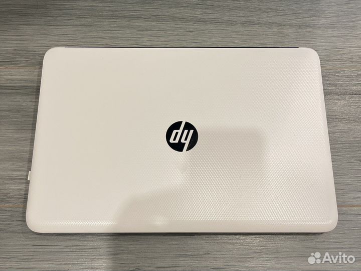 Ноутбук HP 15-ac-140ur