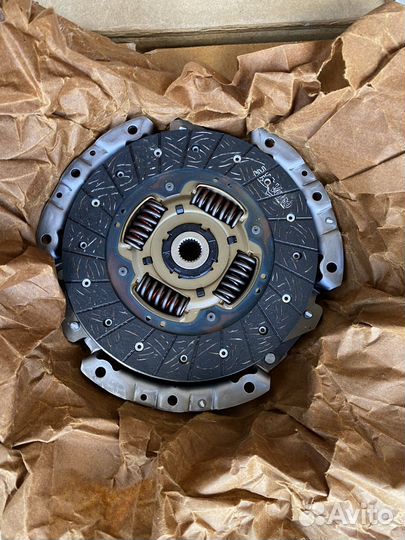 Сцепление и корзина Valeo 828477 Шевроле Авео