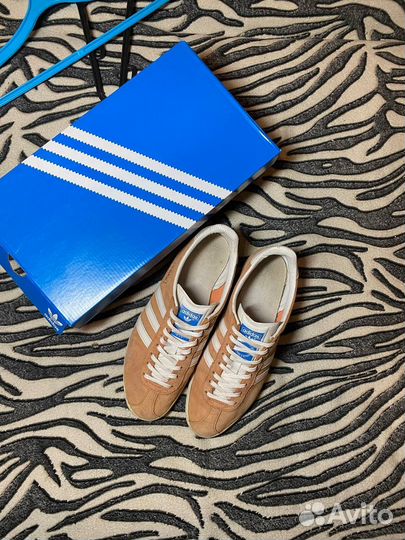 Adidas gazelle