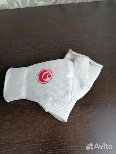 Щитки для единоборств